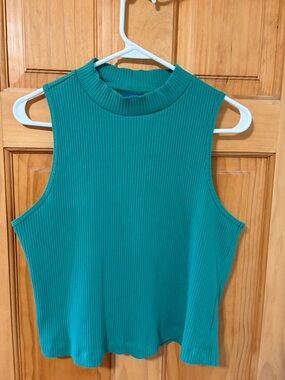 🪻5 for $15🪻Old Navy Green Ribbed Sleeveless Mock Neck Tank